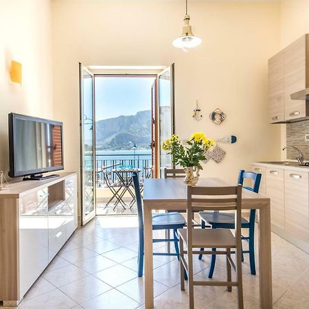 Casetta Vista Mare In Piazza A Mondello Palermo Luaran gambar