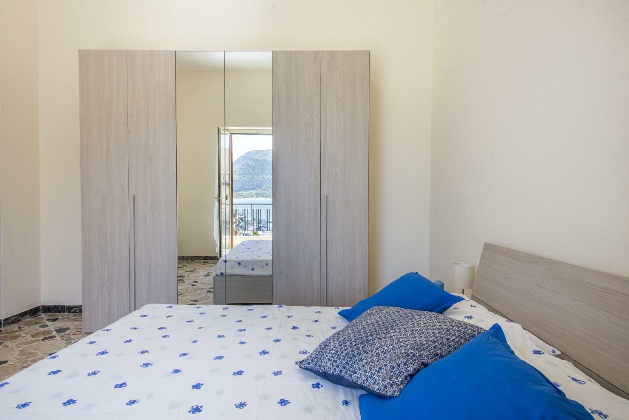 Casetta Vista Mare In Piazza A Mondello Palermo Luaran gambar